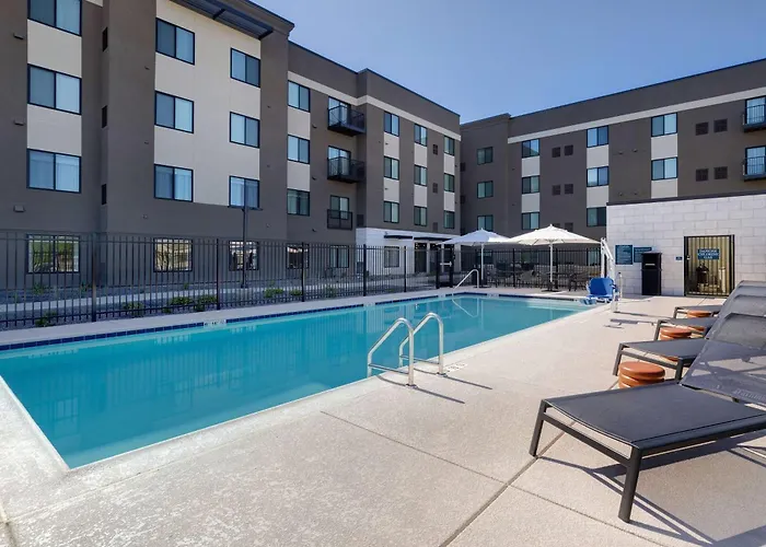 Waterwalk Extended By Wyndham Hotel 3*