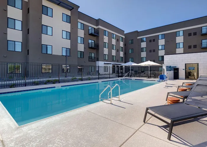 Hotel Waterwalk Extended By Wyndham 3*
